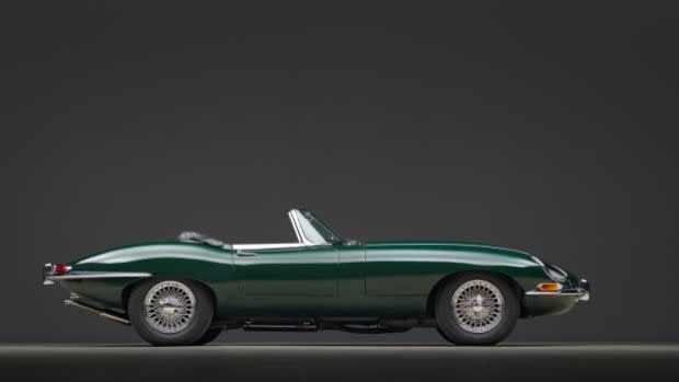 Jaguar E Type Series 1 - the most beautiful car in the world 