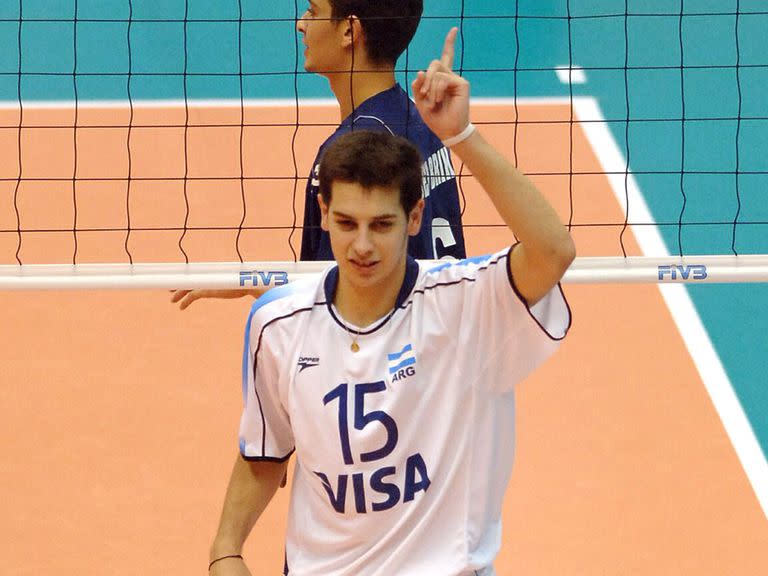 Luciano De Cecco debutó en un Mundial en Japón 2006 siendo apenas un adolescente de 18 años