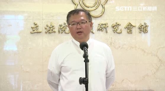 李德維（圖）提「亞斯伯格症」反轟柯文哲不尊重。（圖／翻攝畫面）