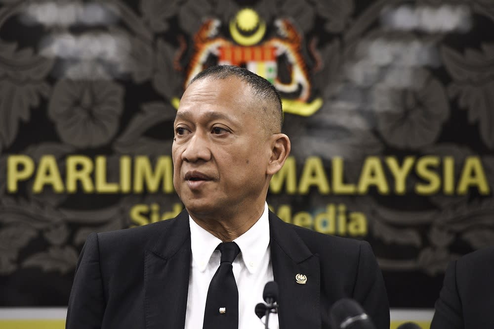 Datuk Seri Nazri Aziz speaks during a press conference at Parliament in Kuala Lumpur August 18, 2020. ― Picture by Miera Zulyana