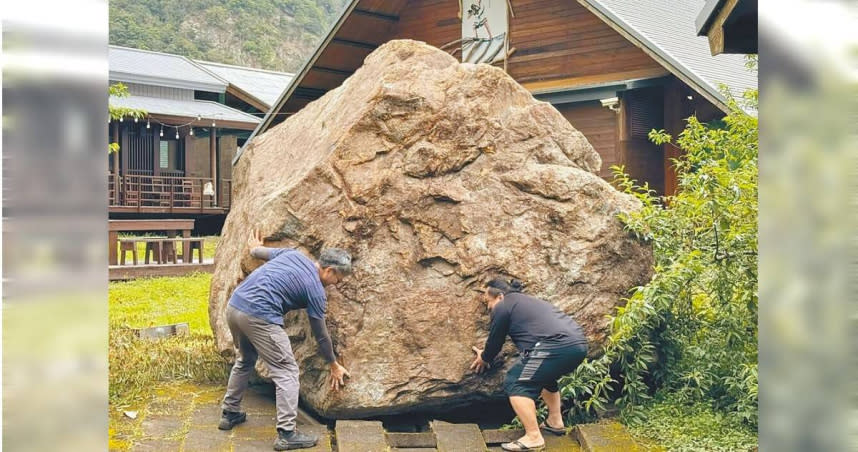 花蓮強震重創觀光，在太魯閣國家公園布洛灣經營20年的山月村，忍痛宣布將資遣40名員工。（圖／摘自山月村臉書粉絲專頁／中國時報羅亦晽花蓮傳真）