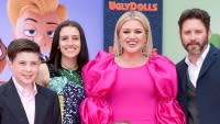 Kelly Clarkson and Her Kids Gallery