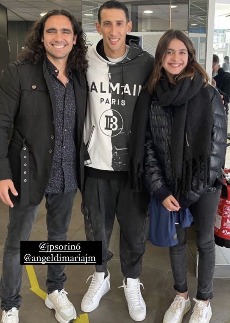 Sorín y su hija Betta se tomaron una foto también con Di María