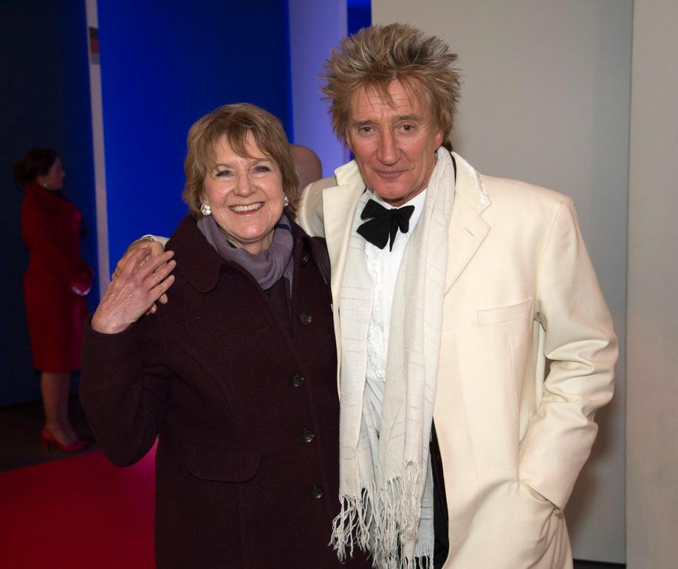 Rod Stewart and Deidre Sanders pose for a photo at A Night of Heroes: The Sun Military Awards 2014  at the National Maritime Museum on December 10, 2014 (Getty Images)