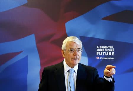 Britain's former Conservative Prime Minister John Major makes a campaign speech at a sports club in Solihull, central England, April 21, 2015. REUTERS/Darren Staples