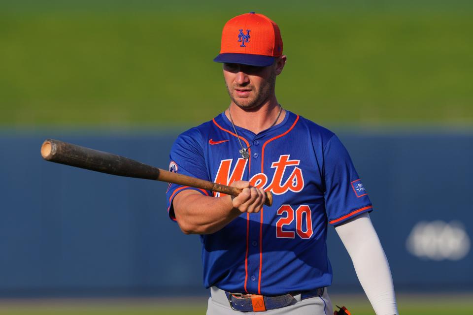 New York Mets first baseman Pete Alonso (20) warms-up before the start of the game against the Washington Nationals at CACTI Park of the Palm Beaches in March 12, 2024, in West Palm Beach, Fla.