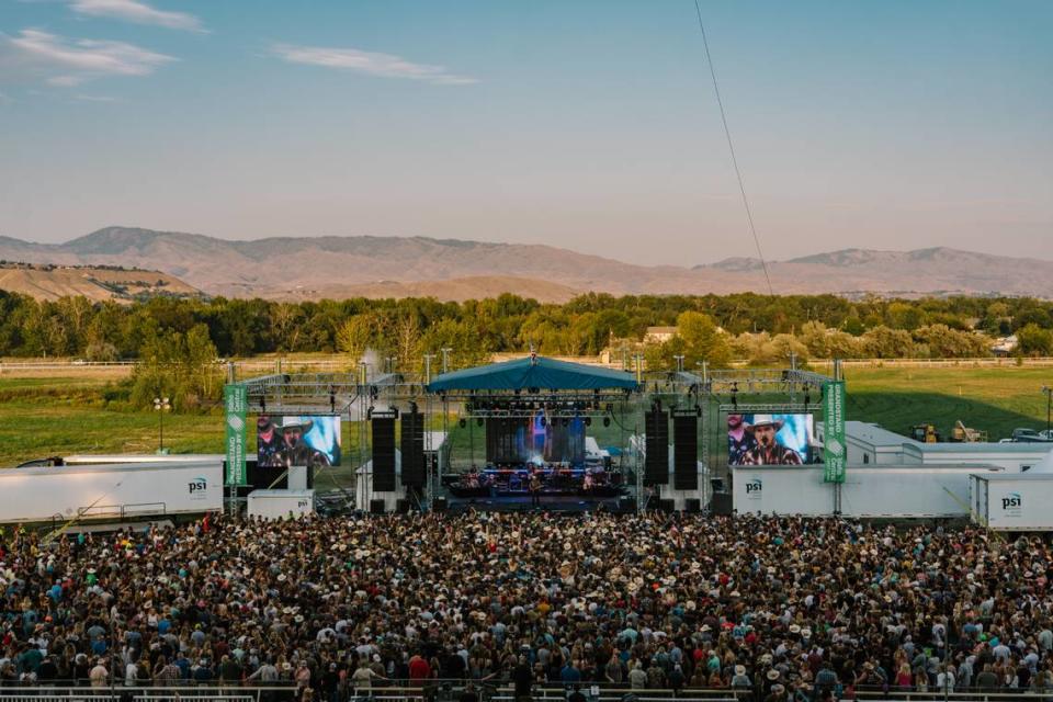 Country singer Jon Pardi drew a massive 17,200 fans to the Western Idaho Fair on Aug. 26, 2021.