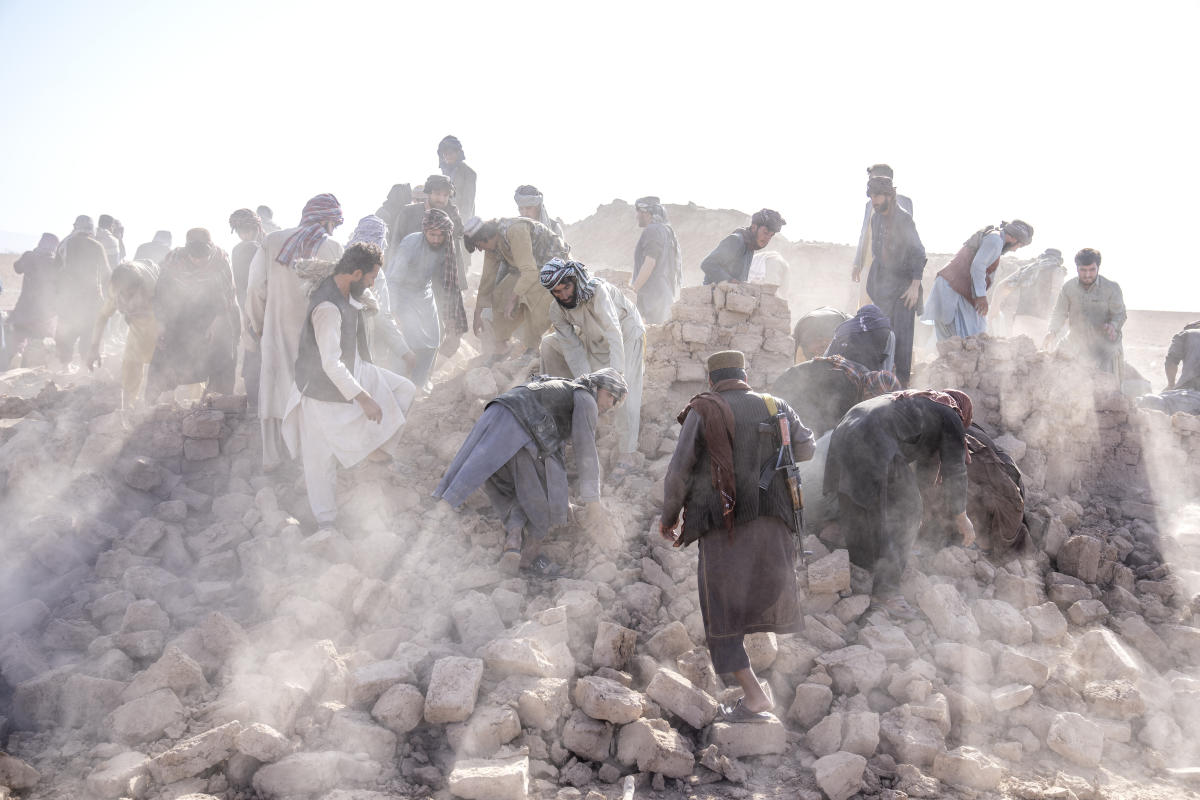 #Another strong earthquake flattens homes and worsens misery in western Afghanistan