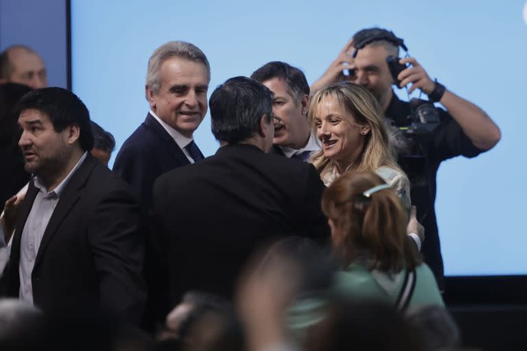 Agustín Rossi, Germán Martínez y Malena Galmarini presentes en la asunción de Sergio Massa como ministro de Economía, Producción y Agricultura