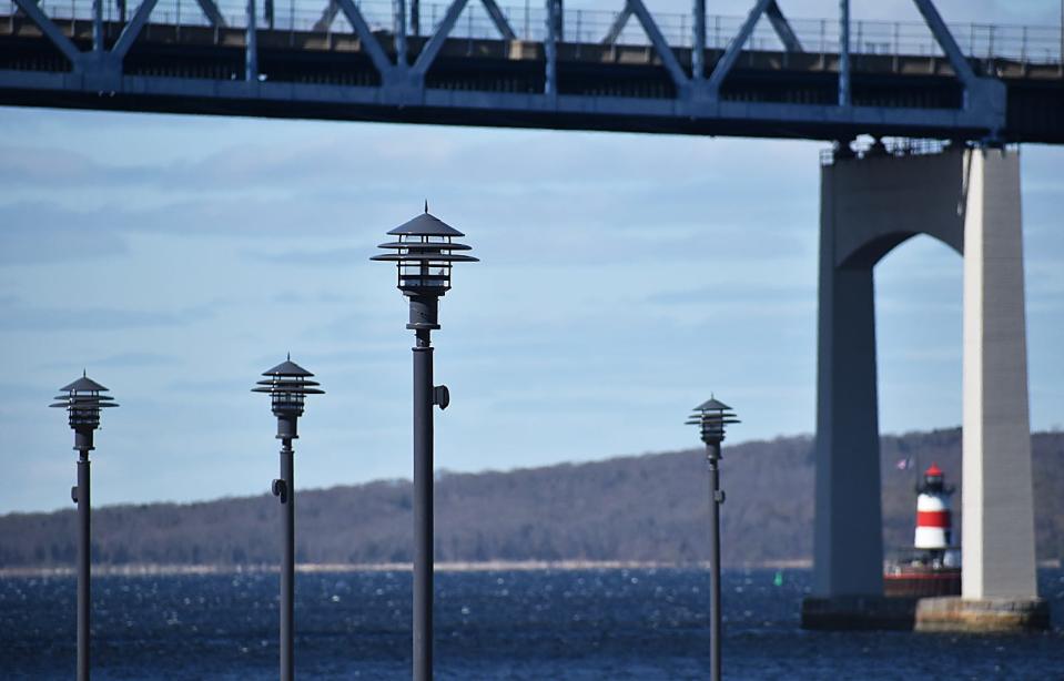 Lights at new State pier.