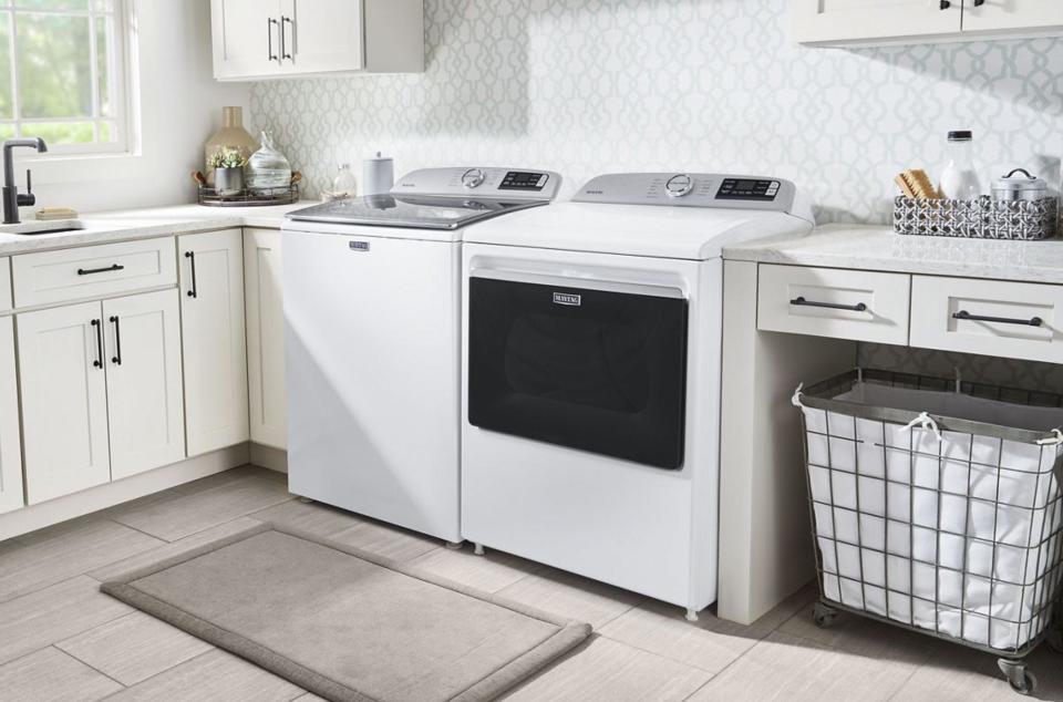 Get the best laundry service right in your home with these deals on Maytag washers and dryers.