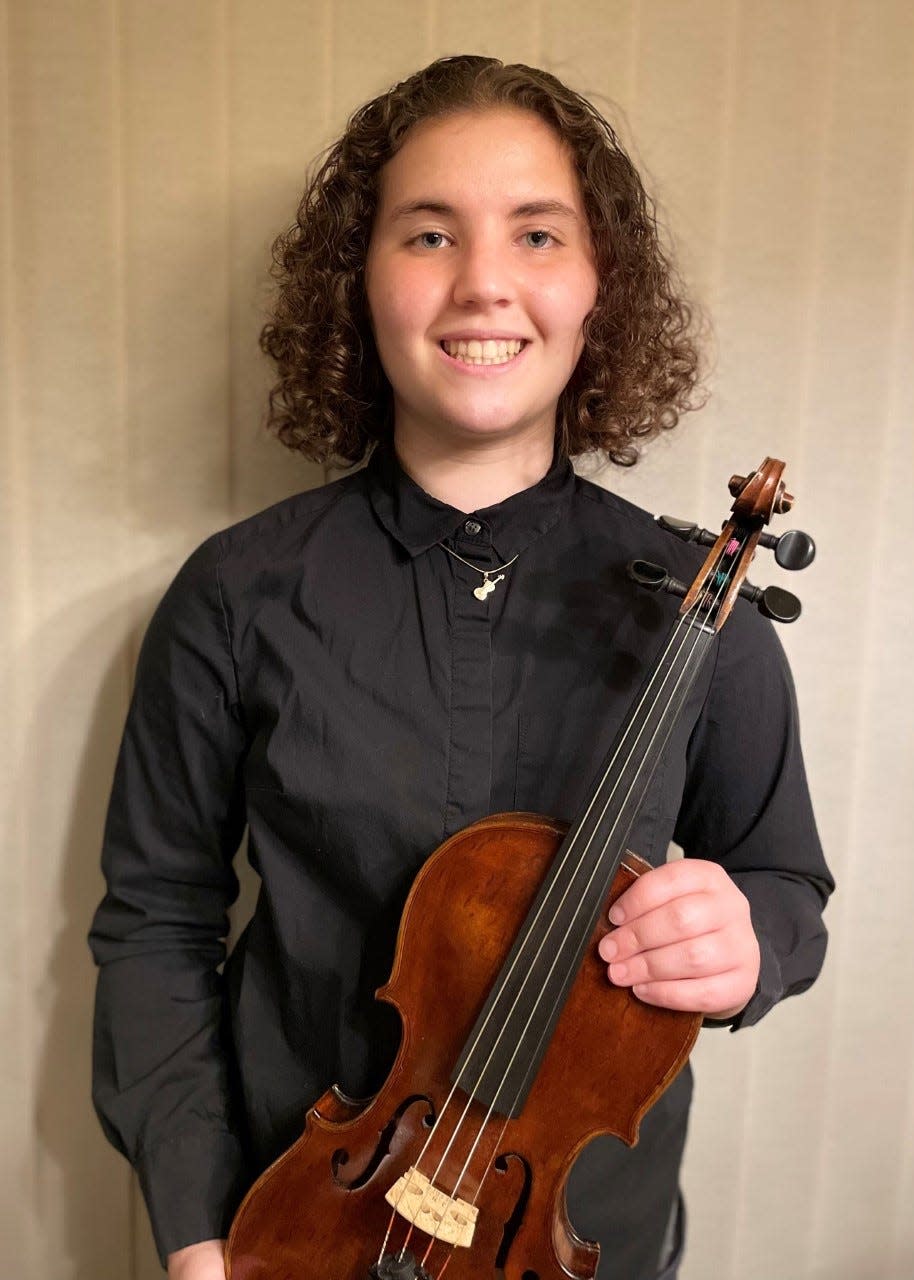 Lea Rubenstein, Youth Orchestra of Bucks County competition winner.