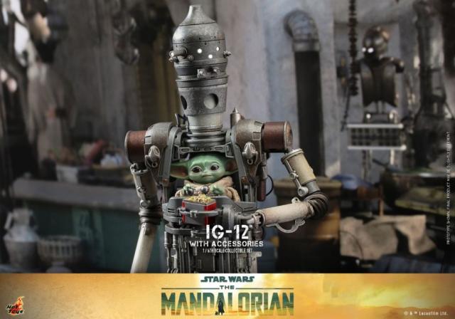 Hot Toys Star Wars IG-12 Comes With Grogu, Accessories for All