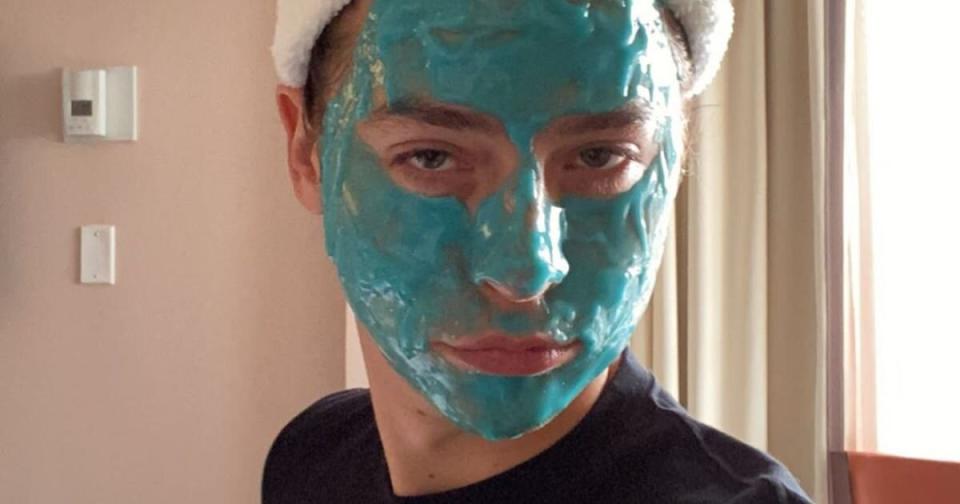 The Best Celeb Face Mask Selfies