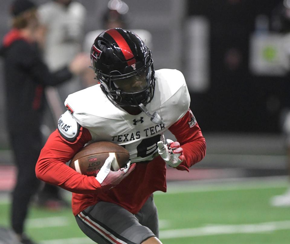 Texas Tech wide receiver Josh Kelly spent four seasons at Fresno State, his hometown school, and last year at Washington State. For his career, Kelly has 148 receptions for 2,228 yards and 12 touchdowns.