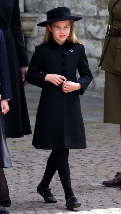 princess-charlotte-black-dress