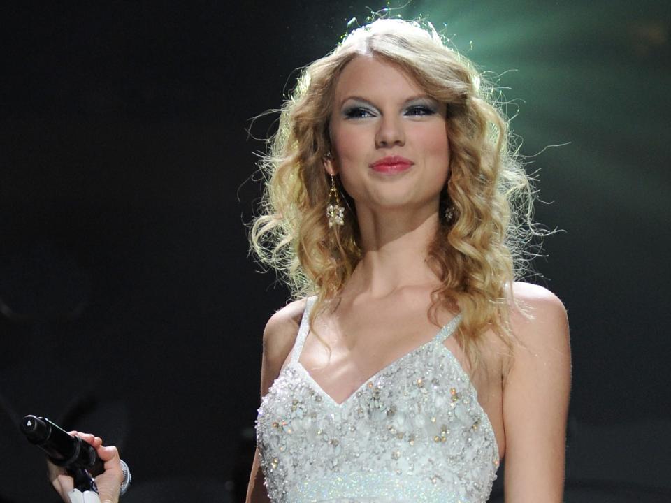 taylor swift jingle ball 2009