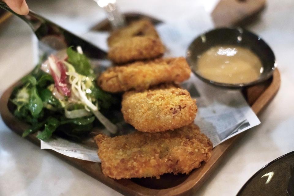 Pork Trotter Croquettes（$128）