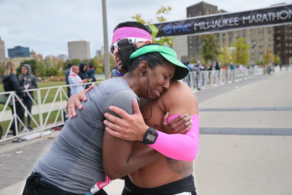 The Milwaukee Marathon, which was scheduled for Sunday, was called off after a snow storm hit the Milwaukee area on Saturday.