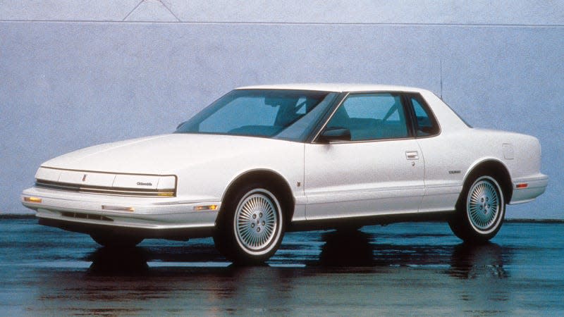 1992 Oldsmobile Toronado in white