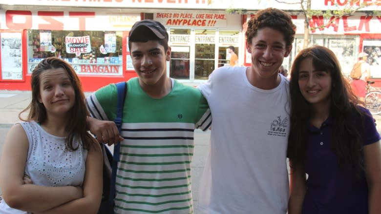 Palestinian and Jewish Israeli youth become friends at Ontario camp