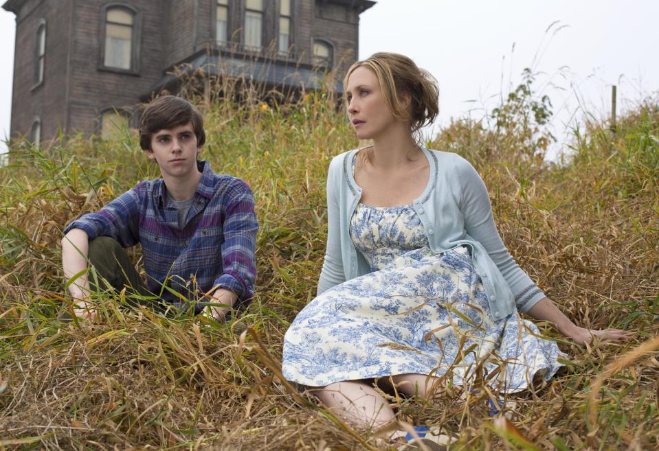 This undated publicity image released by A&E shows Freddie Highmore as Norman Bates, left, and Vera Farmiga as Norma Bates in a scene from A&E's "Bates Motel," premiering Monday, March 18, 2013 at 10 p.m. on A&E. (AP Photo/A&E, Joe Lederer)