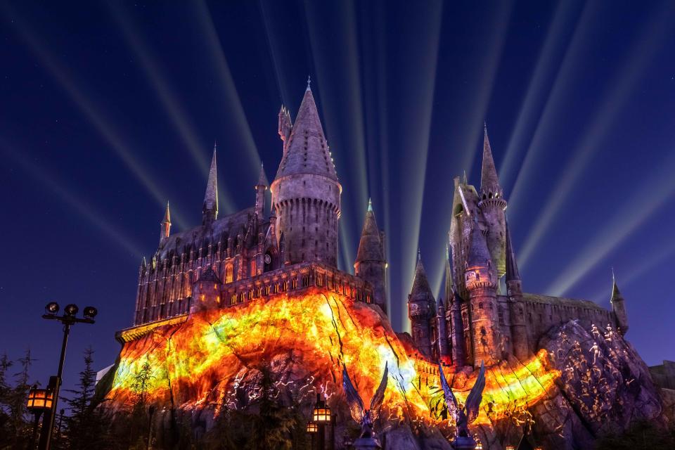 Dark Arts at Hogwarts Castle show, Death Eaters return to Islands of Adventure for Halloween