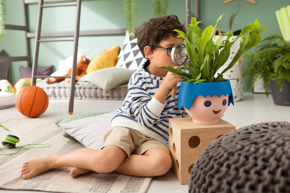 GET KIDS INTO GROWING WITH FUN PLANTERS