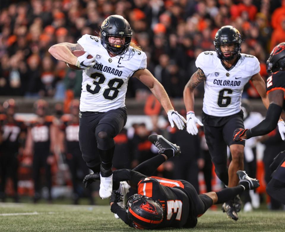 Ncaa Football Colorado At Oregon State 1056