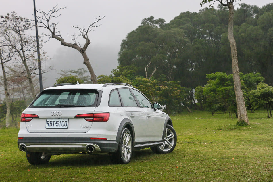 四環尖端科技的「絕對循跡性」，Audi A4 Allroad 試駕報導