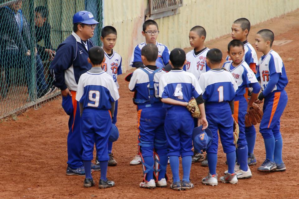 台中市力行國小二連勝晉級。（學生棒聯提供）