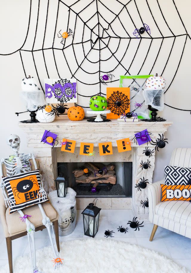 Super Spidey Halloween Mantel Decor