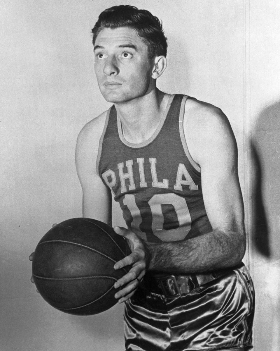 Joe Fulks became the first professional player in modern basketball to score 1,000 points in a season.