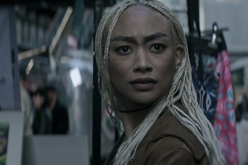 You's Tati Gabrielle Says Penn Badgley Morphed into 'a Whole New Person' on Set During Tense Marienne Scenes
