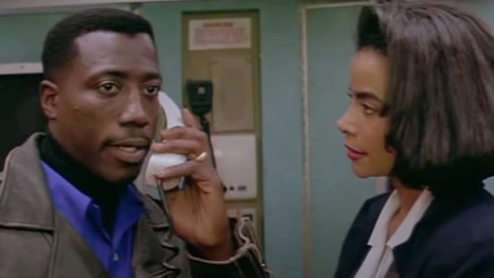 Wesley Snipes and Alex Datcher in Passenger 57.