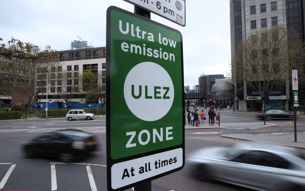 An information sign at Tower Hill in central London for the Ultra Low Emission Zone - Yui Mok/PA Wire