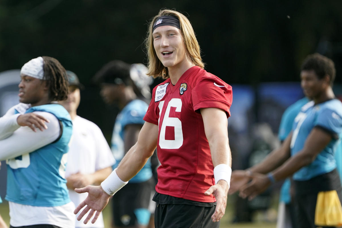 Trevor Lawrence, Jags hope receivers' Caribbean trip works