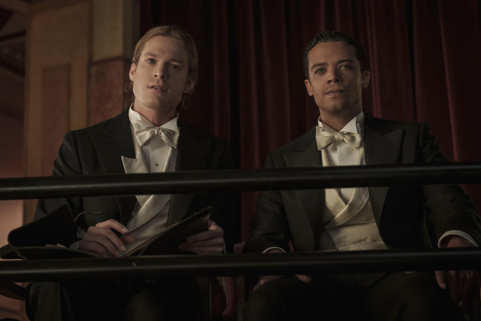 Lestat de Lioncourt (Sam Reid);Louis de Pointe du Lac (Jacob Anderson) in Interview with the Vampire (BBC)