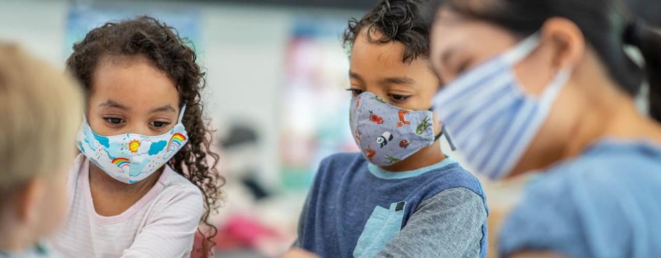 kids at school wearing masks