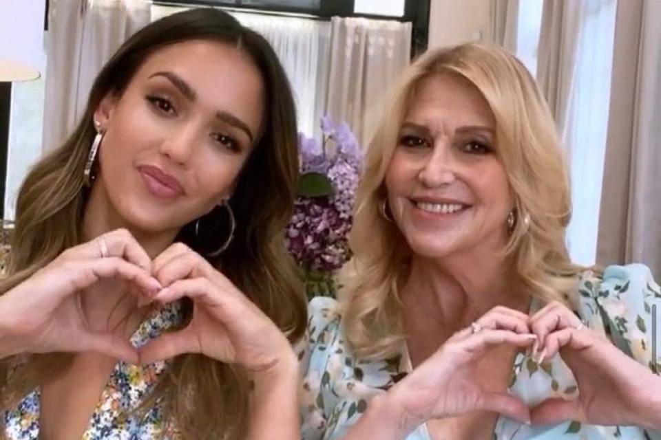 <p>jessicaalba/Instagram</p> Jessica Alba and mom Cathy Alba