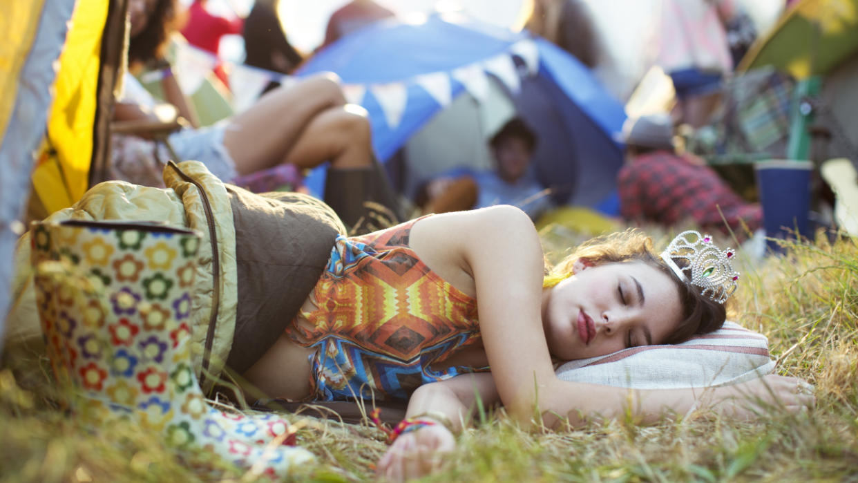  How to sleep well at a music festival. 