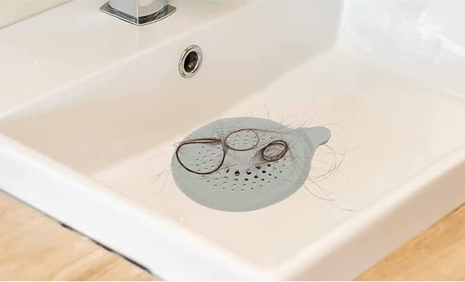 Say bye-bye to that dreaded hair pull from your drain with this silicone hair catcher