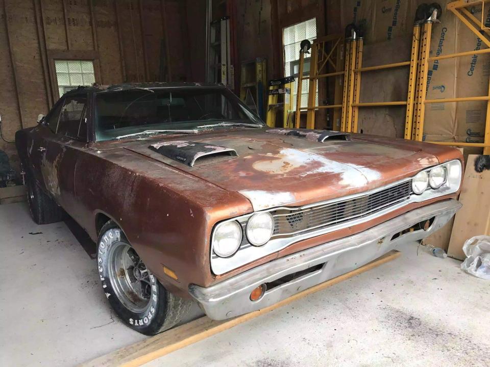 <img src="1969-dodge-super-bee-front.jpeg" alt="The front of Edgar Anderson's 1969 Dodge Super Bee">