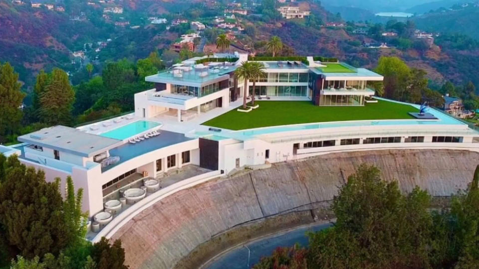 The Bonkers Bel-Air Megamansion Known as ‘The One’ Is Reportedly Coming ...