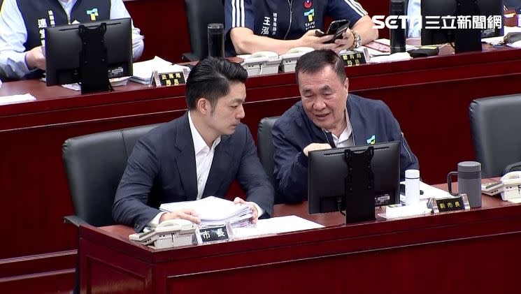  蔣萬安赴台北市議會進行「大巨蛋BOT案、北士科、京華城、台智光」專案報告。