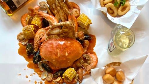 Best Crab Delivery in Singapore To Satisfy Your Seafood Cravings