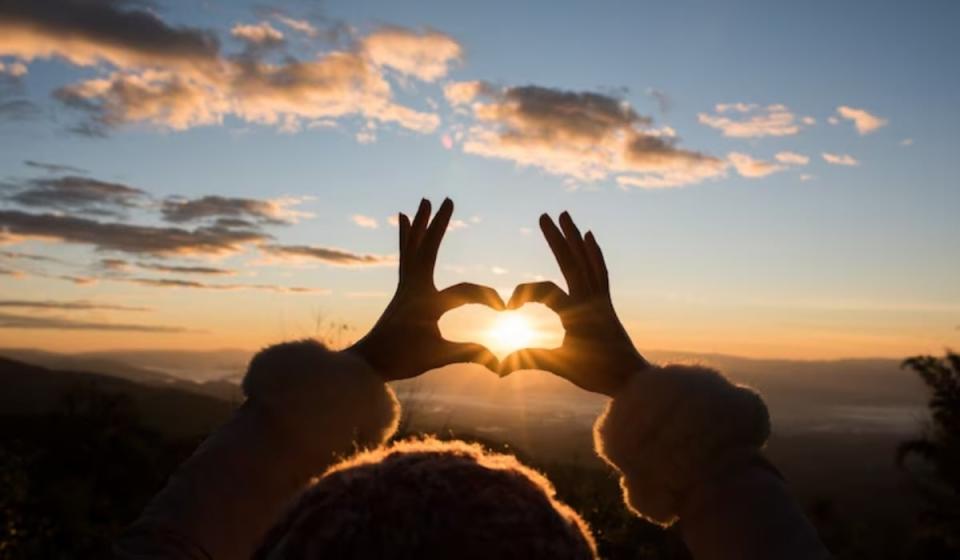 Destinos para viajar en Colombia en el día del amor y la amistad. Foto: tomada de Freepik