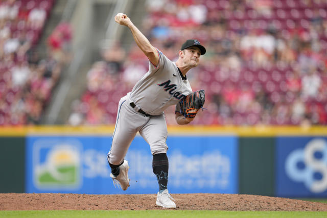 Bell, De La Cruz's HRs help Marlins rally past Reds 5-4