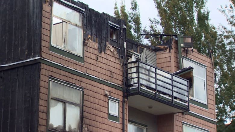 Smoking on balcony suspected cause of Surrey apartment fire