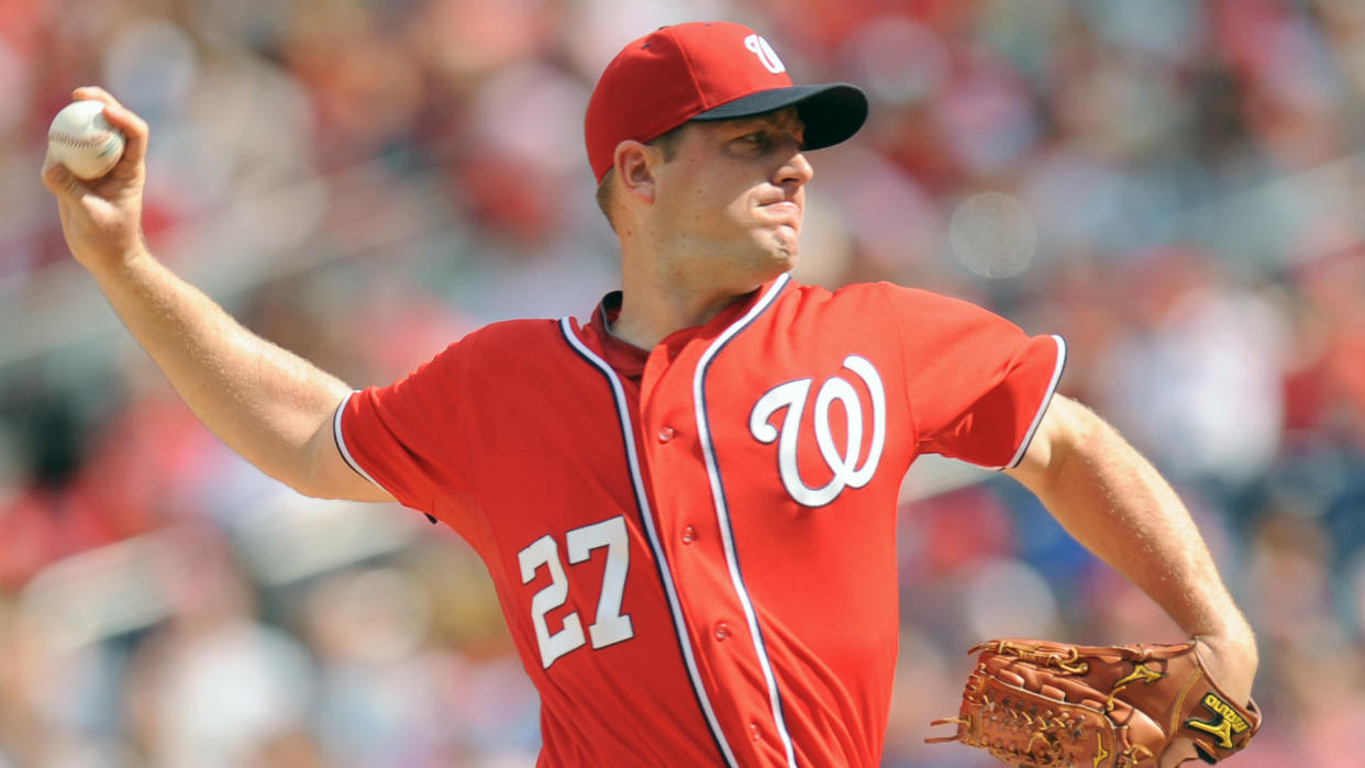 WASHINGTON, DC - SEPTEMBER 28:  Jordan Zimmermann #27 of the Washington Nationals pitches in the second inning during a  baseball game against the Miami Marlins on September 28, 2014 at Nationals Park in Washington, DC.